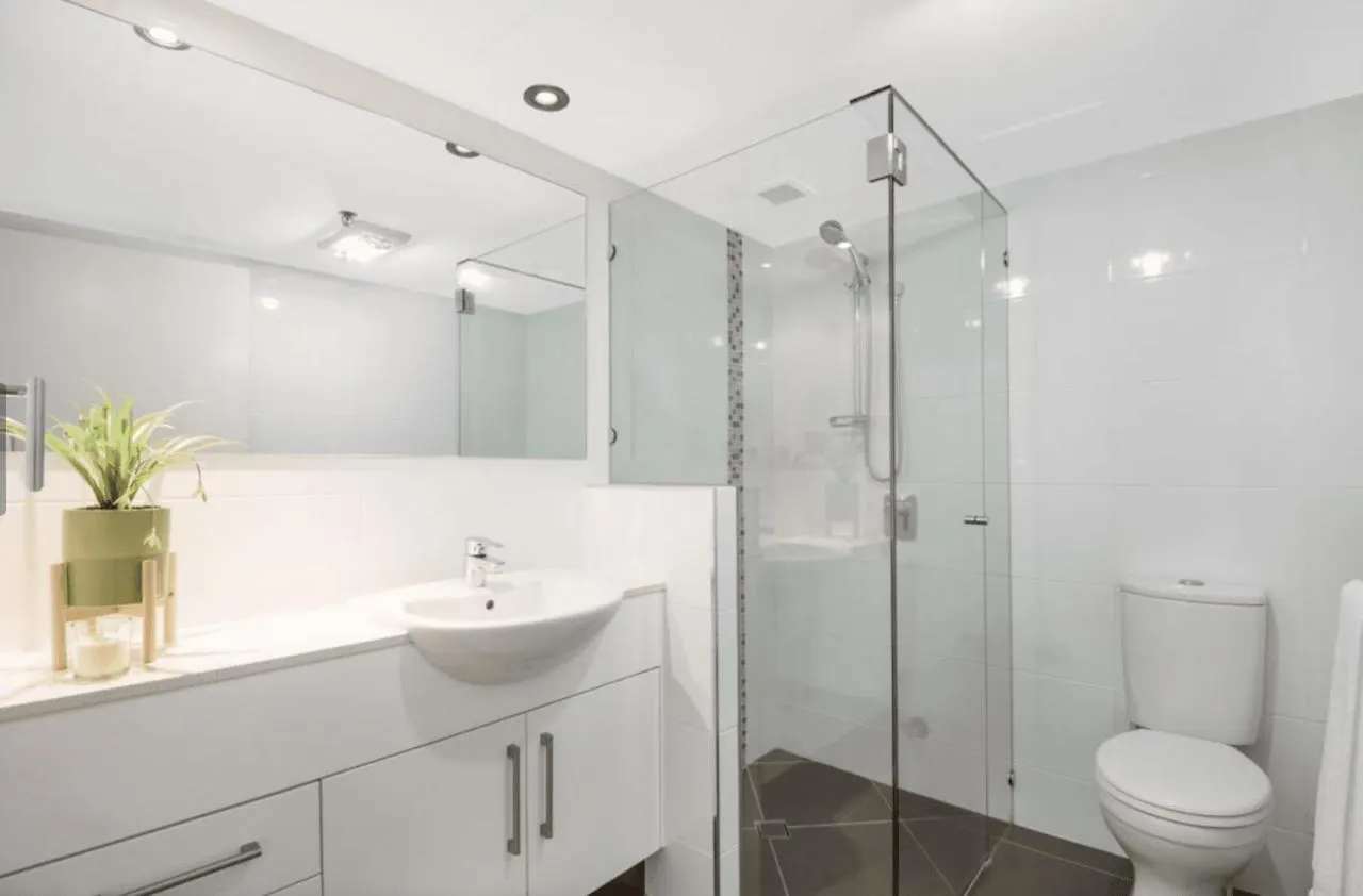 Apartment Absolute Beachfront Royal Palms Gold Coast Australia