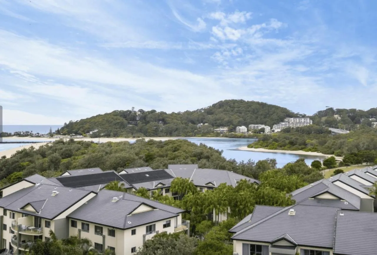 Apartment Absolute Beachfront Royal Palms Gold Coast